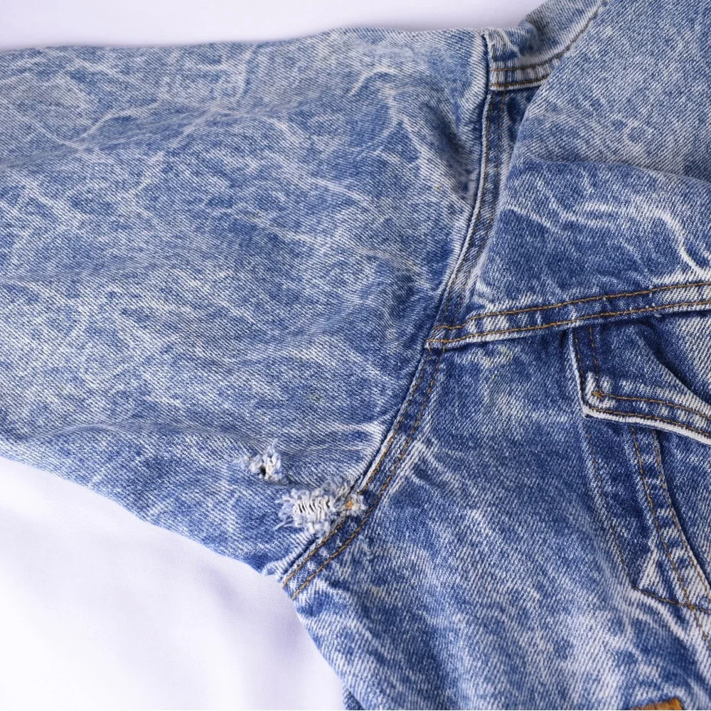 Vintage Levi’s Acid Wash Denim Trucker Jacket Made in USA L - Picture 13 of 14